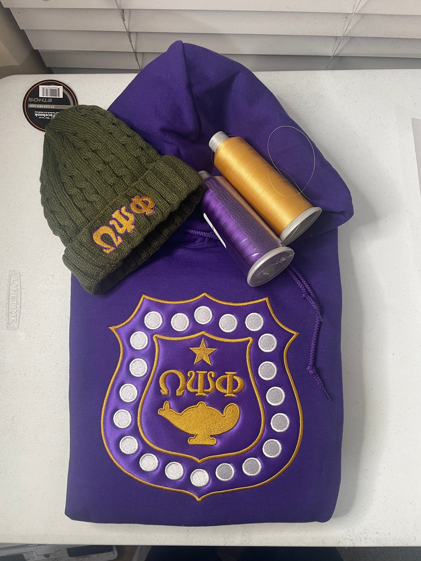 Crest Sweatshirt