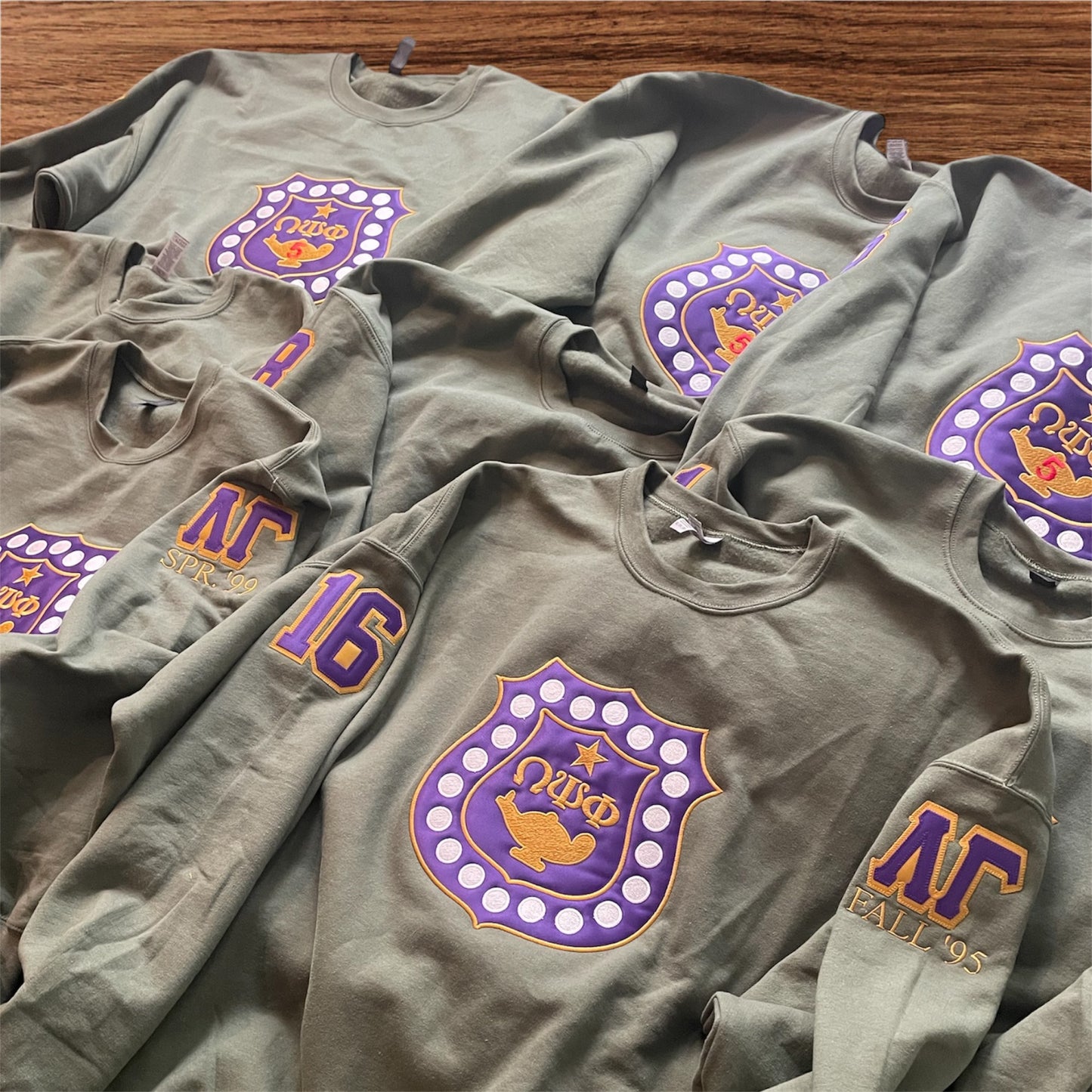 Crest Sweatshirt